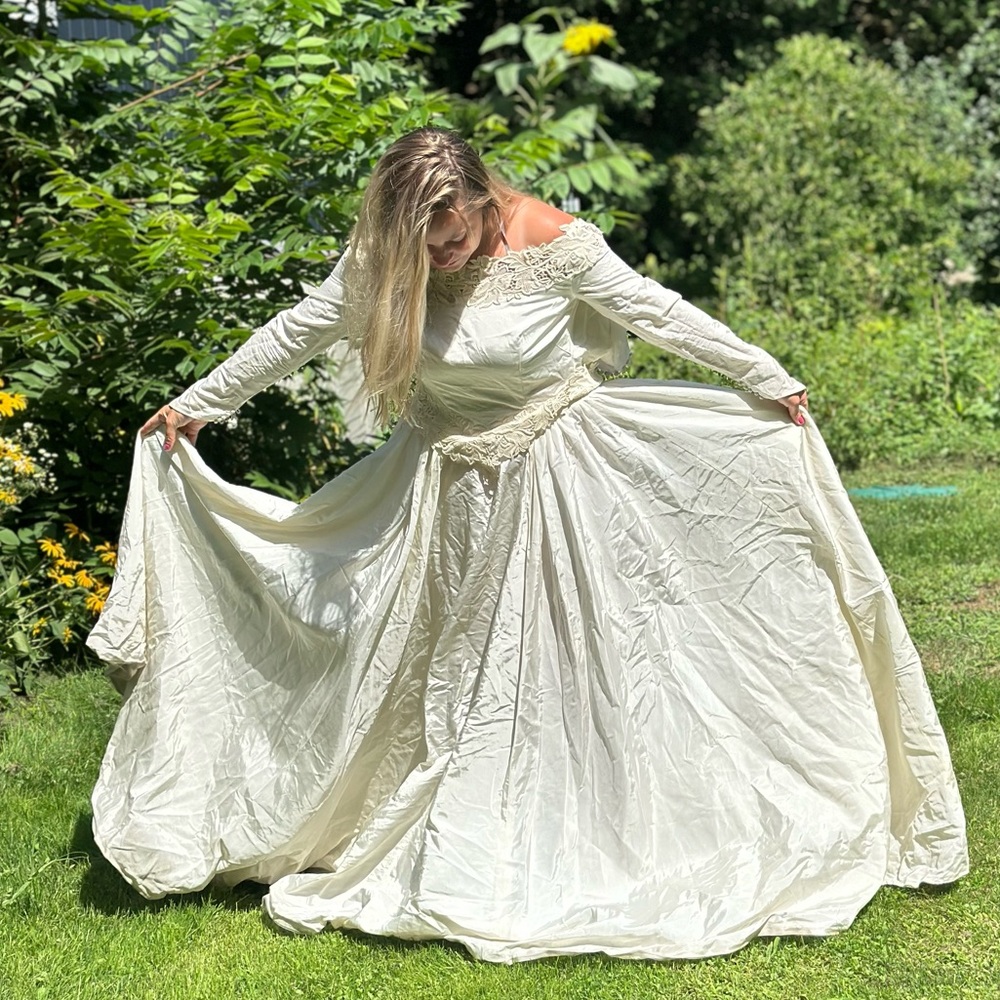 Vintage Wedding Dress